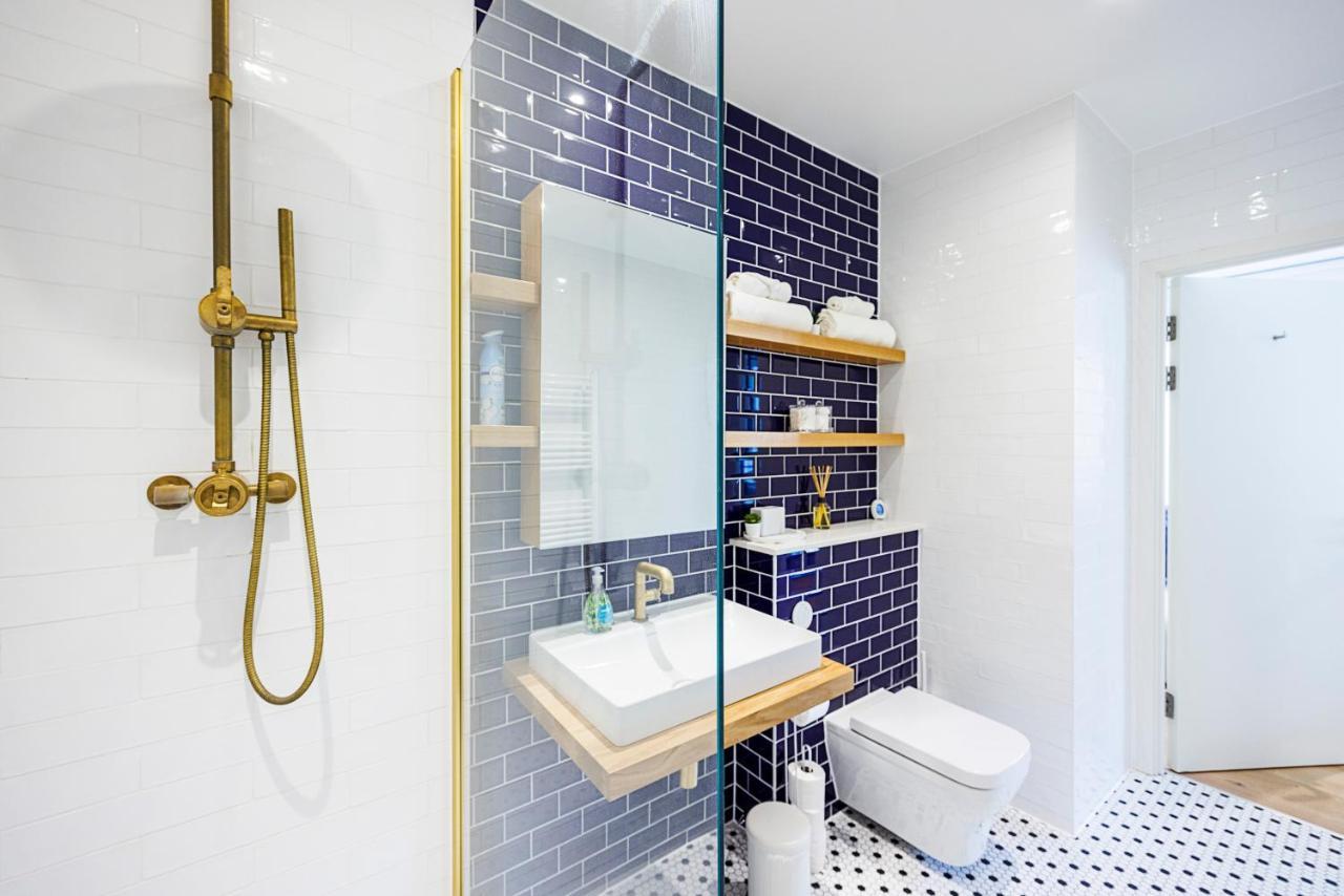 Luxury Apartment-Business-Relocation-Canary Wharf ロンドン エクステリア 写真